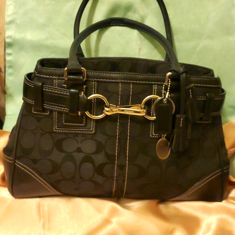 Coach Black Womens  Hampton Satchel carry all handbag